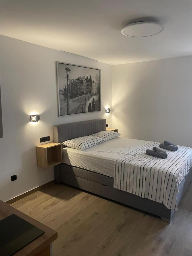 Apartments Anka Pula Exterior photo